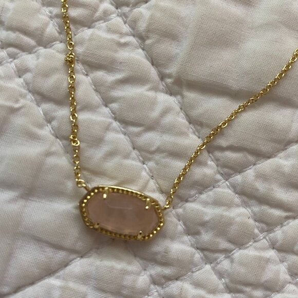 Elisa Gold Pendant Necklace in Rose Quartz - Picture 2 of 5